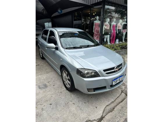 CHEVROLET ASTRA 2.0 MPFI ADVANTAGE 8V FLEX 4P MANUAL CHEVROLET ASTRA 2.0 MPFI ADVANTAGE 8V FLEX 4P MANUAL